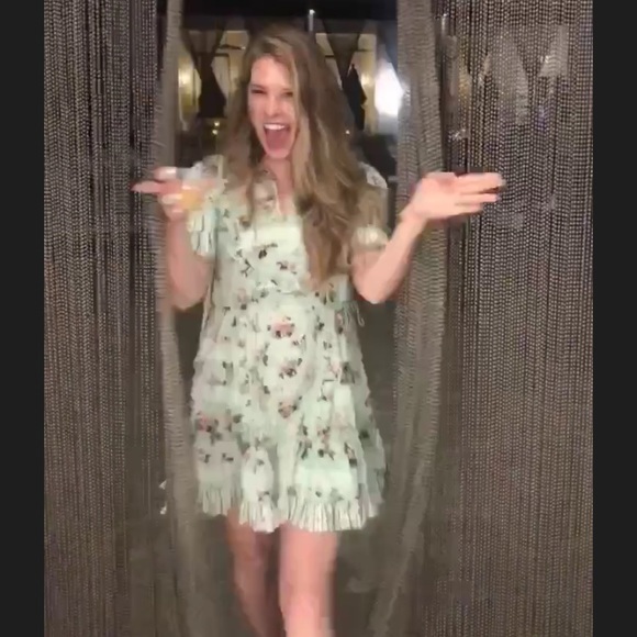 Meet your Posher, Meredith - Picture 5 of 5